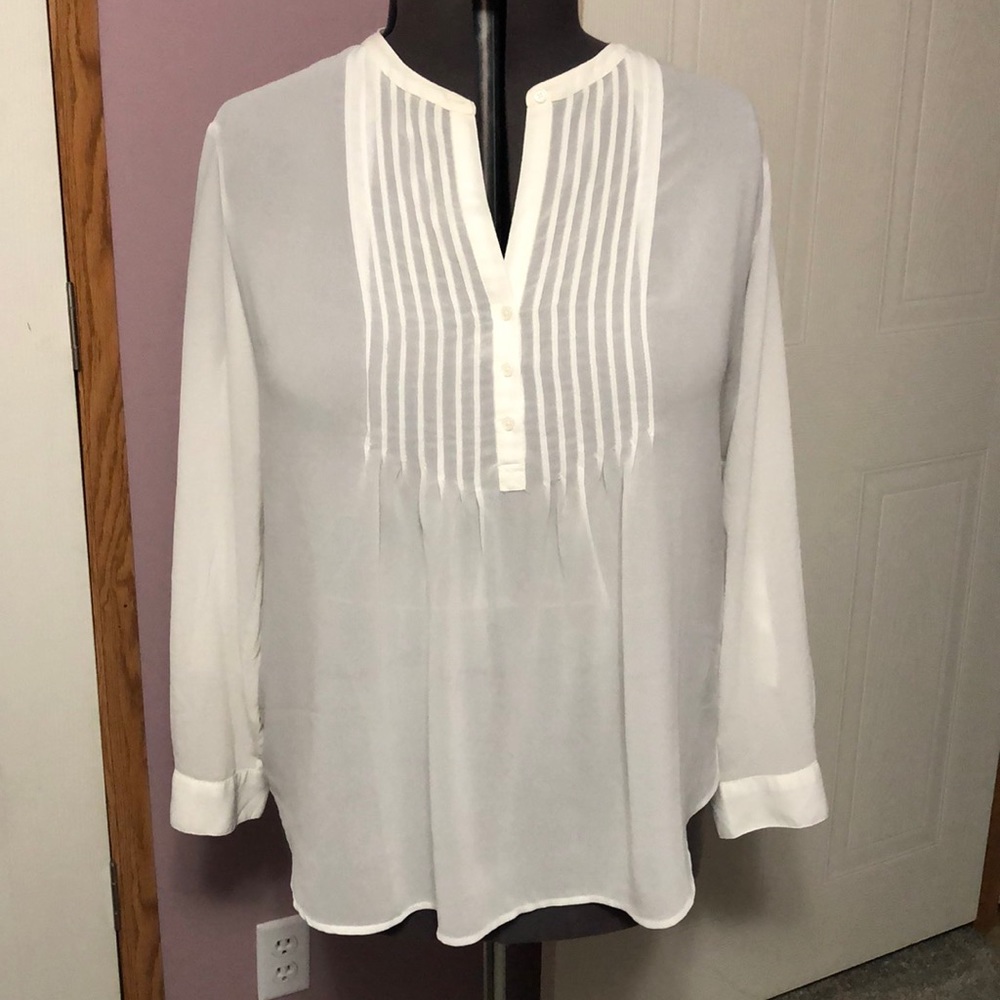 White Old Navy Top